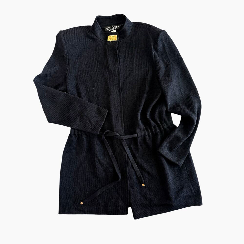 St. John Collection black women's jacket with signature brooch size 10 - Picture 2 of 12